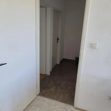 Fuer 22 Personen Im Og